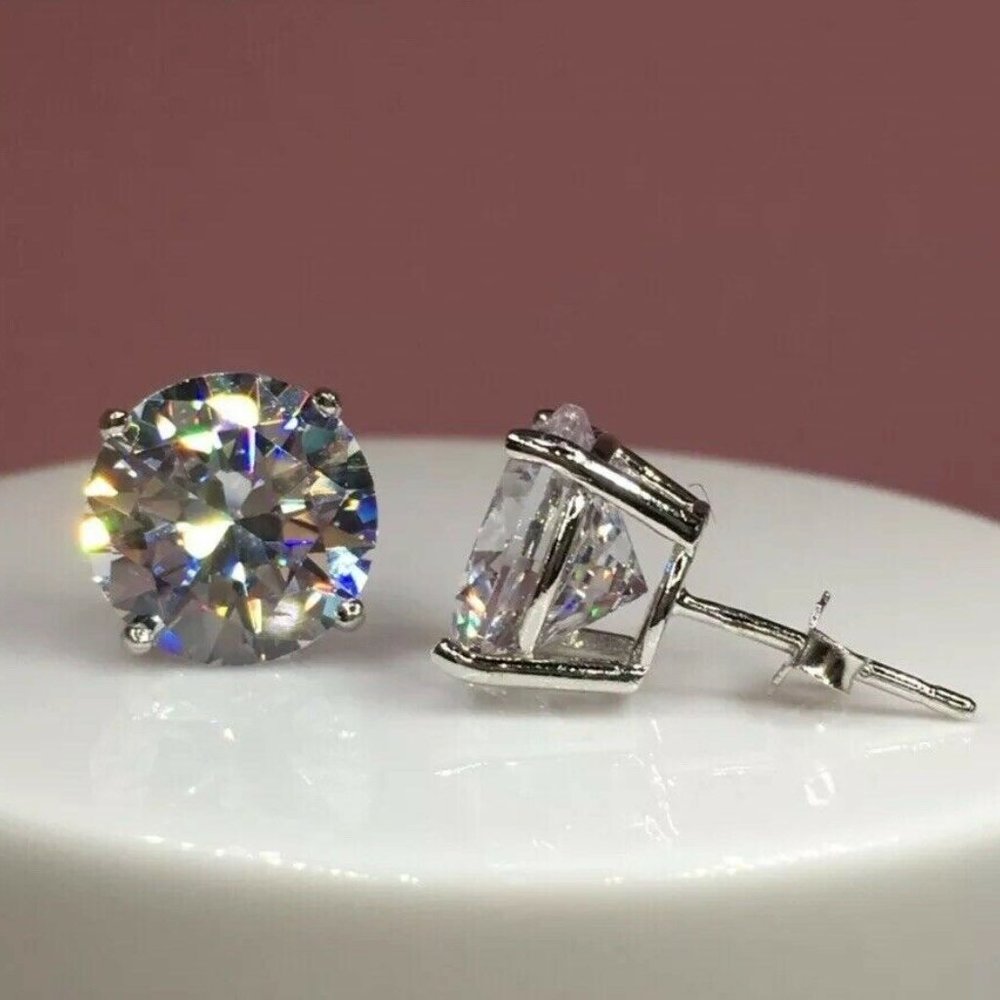 4 CT VVS DIAMOND STUD EARRINGS! 14K! NEW
